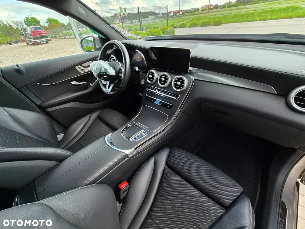 Mercedes-Benz GLC 220 d 4Matic 9G-TRONIC - 12