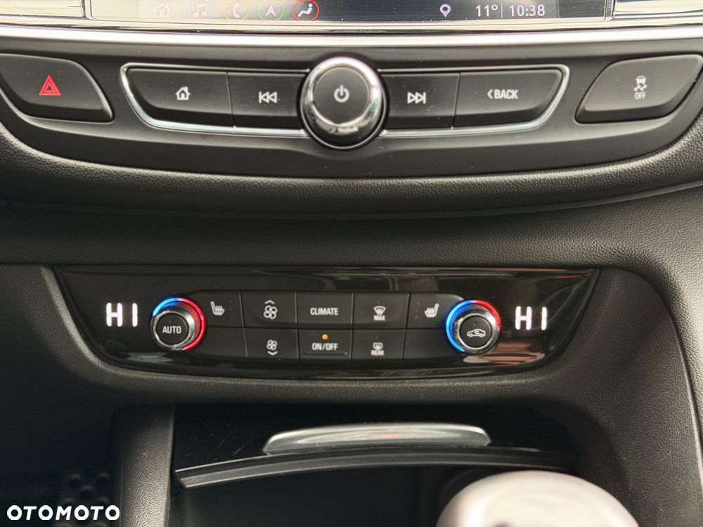 Opel Insignia - 24