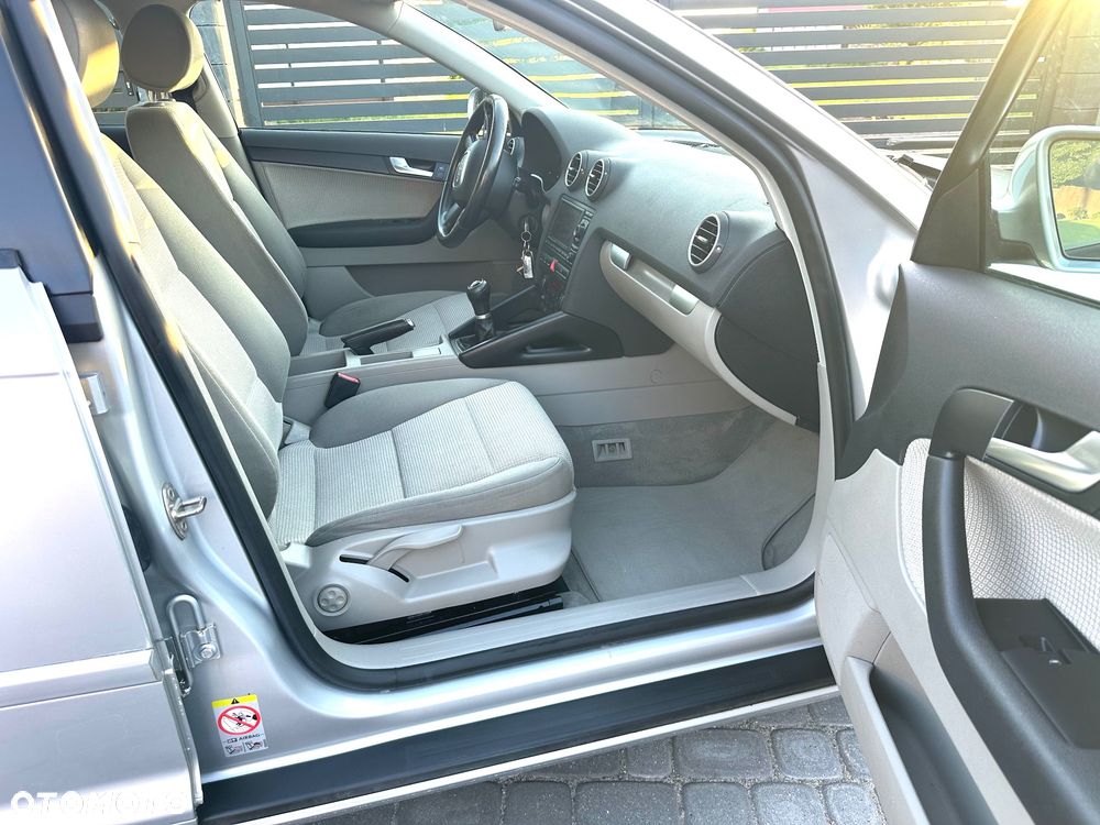 Audi A3 Sportback - 17