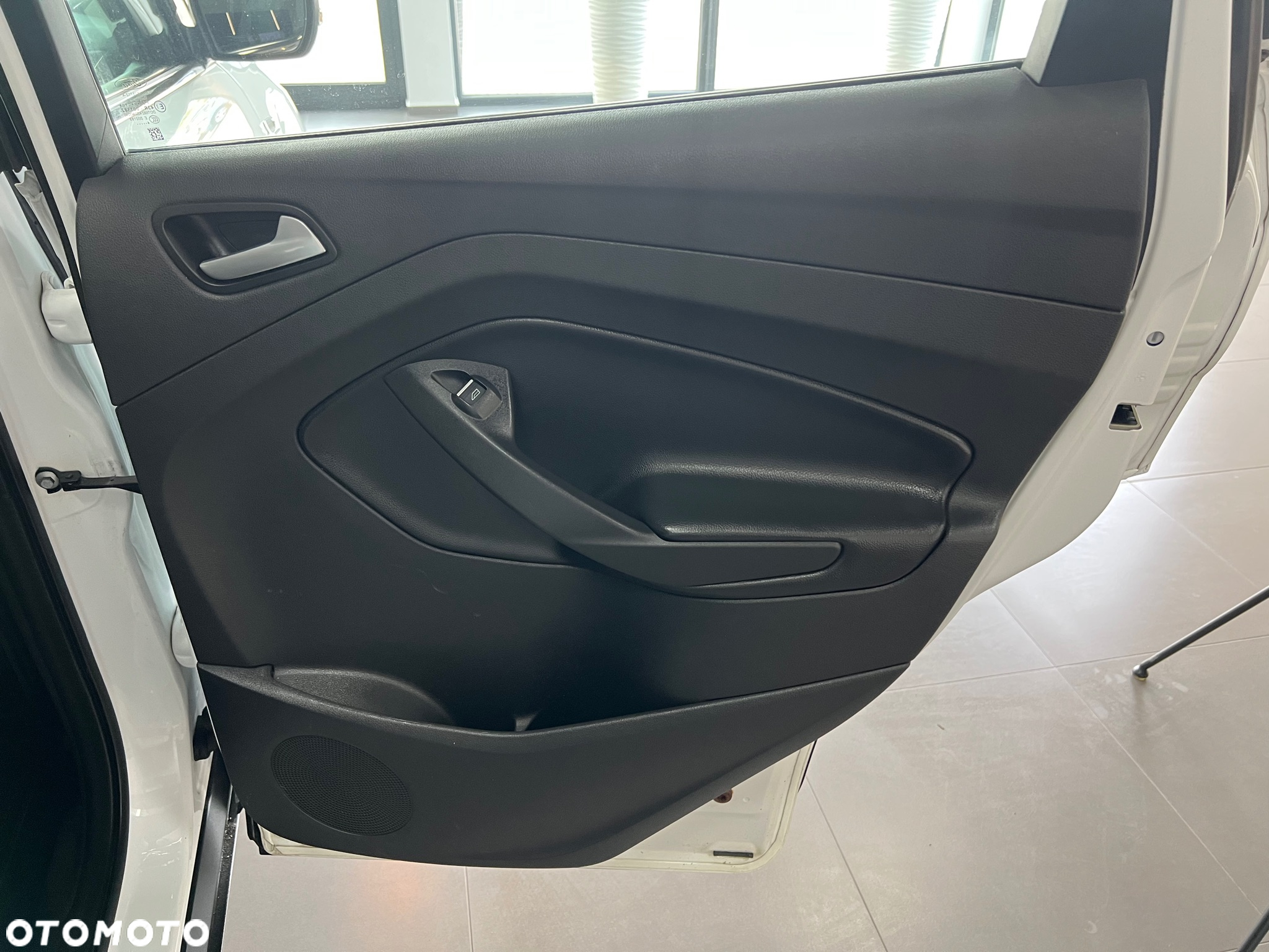 Ford Kuga - 30