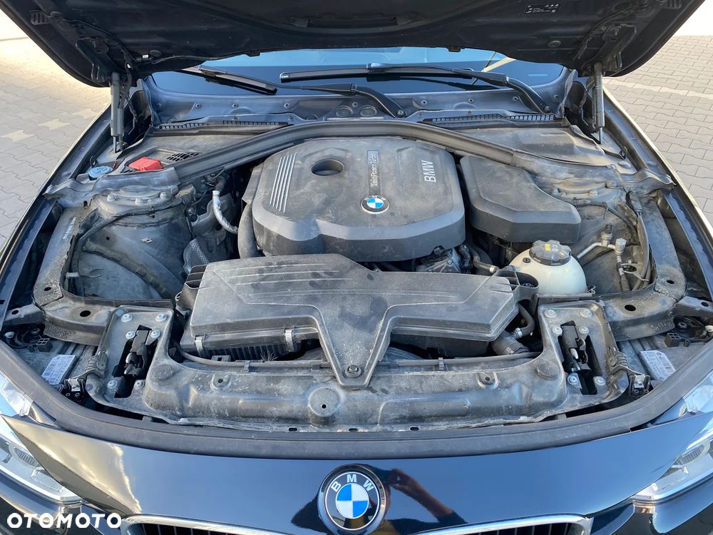 BMW Seria 3 318i Advantage - 8