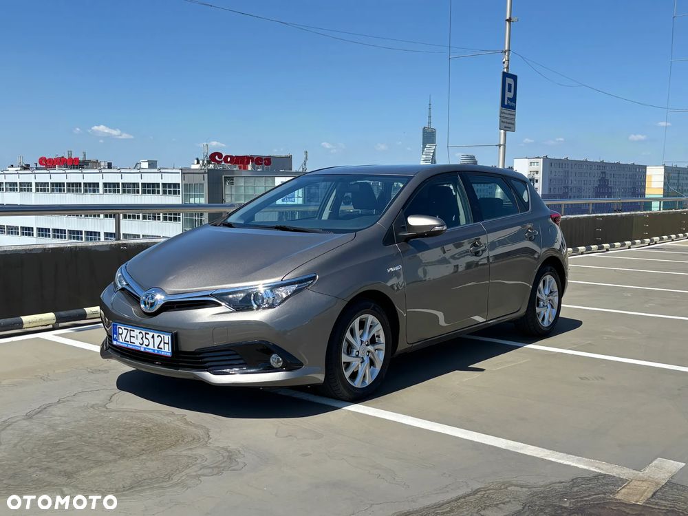 Toyota Auris 1.8 HSD Prestige - 5