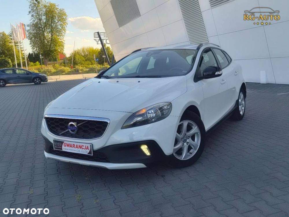 Volvo V40 Cross Country - 13