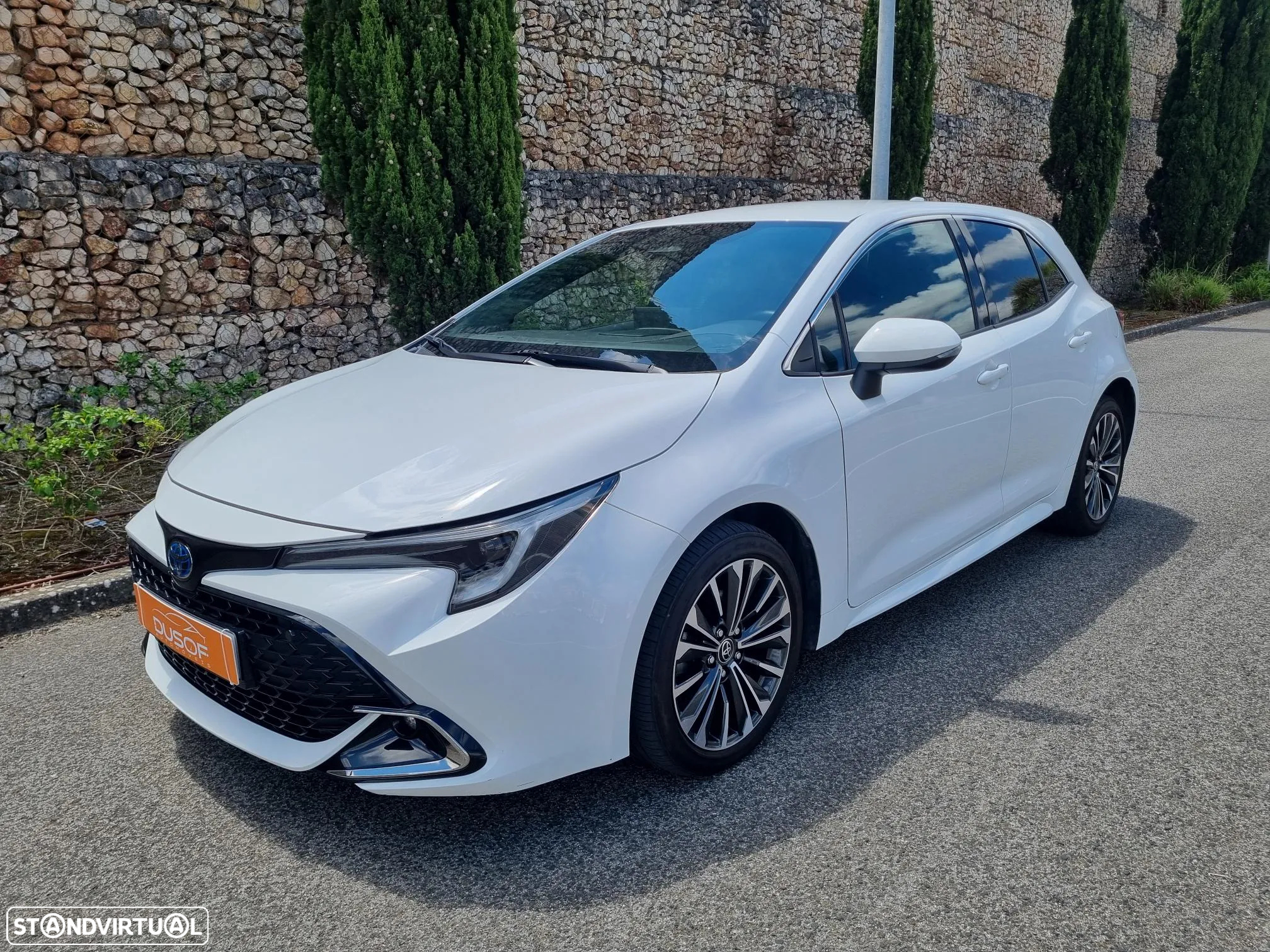 Toyota Corolla 1.8 Hybrid Comfort+P.Sport - 2