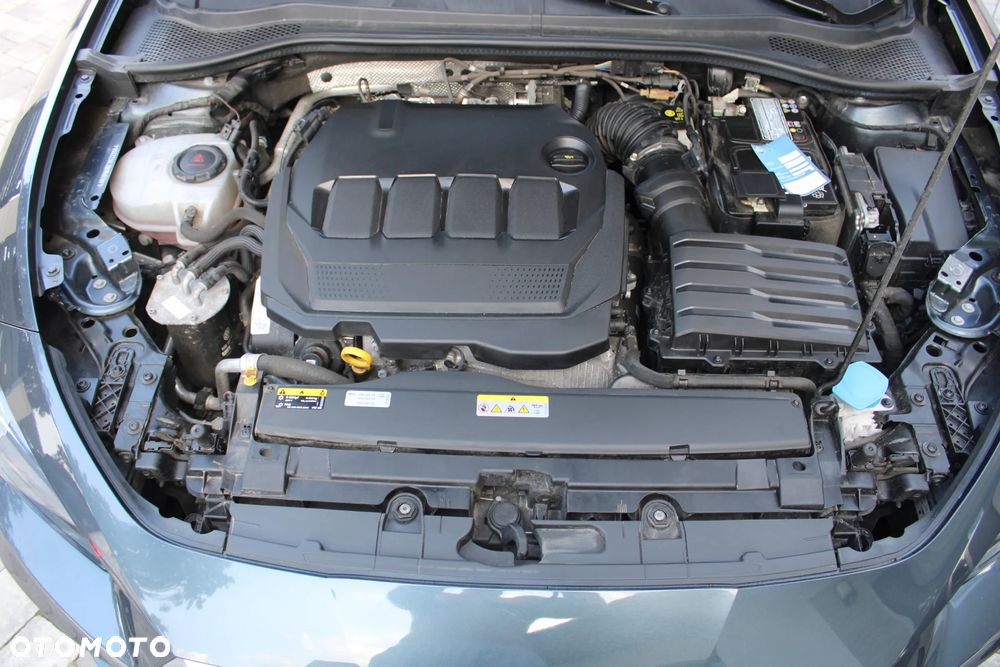 Seat Leon Sportstourer 2.0 TDI DSG Xcellence Plus - 35