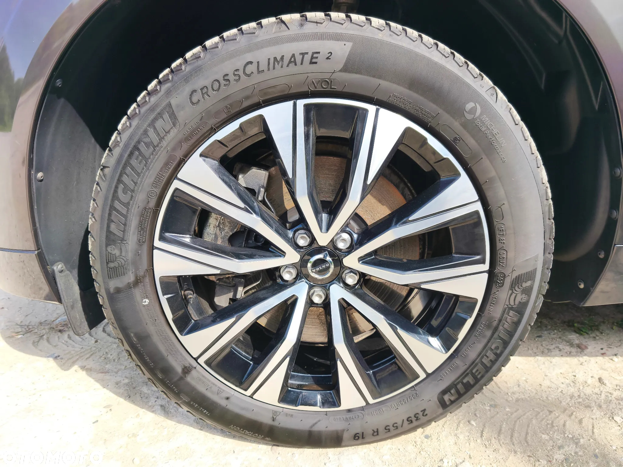 Volvo XC 60 B4 D AWD Plus Dark - 23