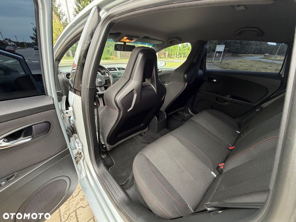 Seat Leon 2.0 T FSI Cupra R - 14