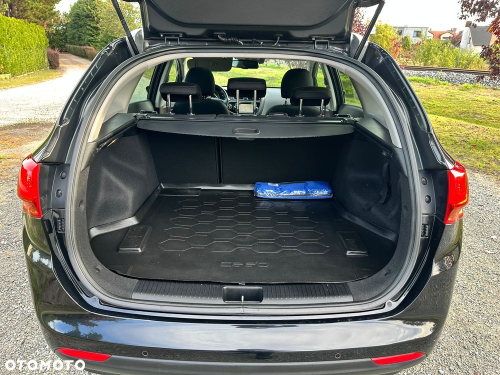 Kia Ceed - 15