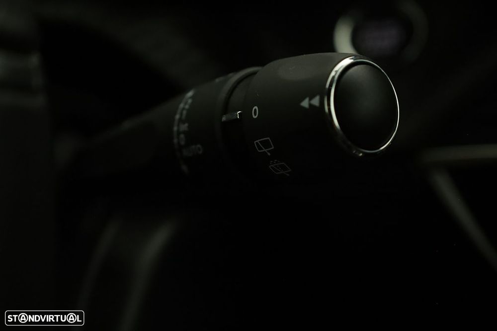 Peugeot e-2008 50 kWh GT - 20