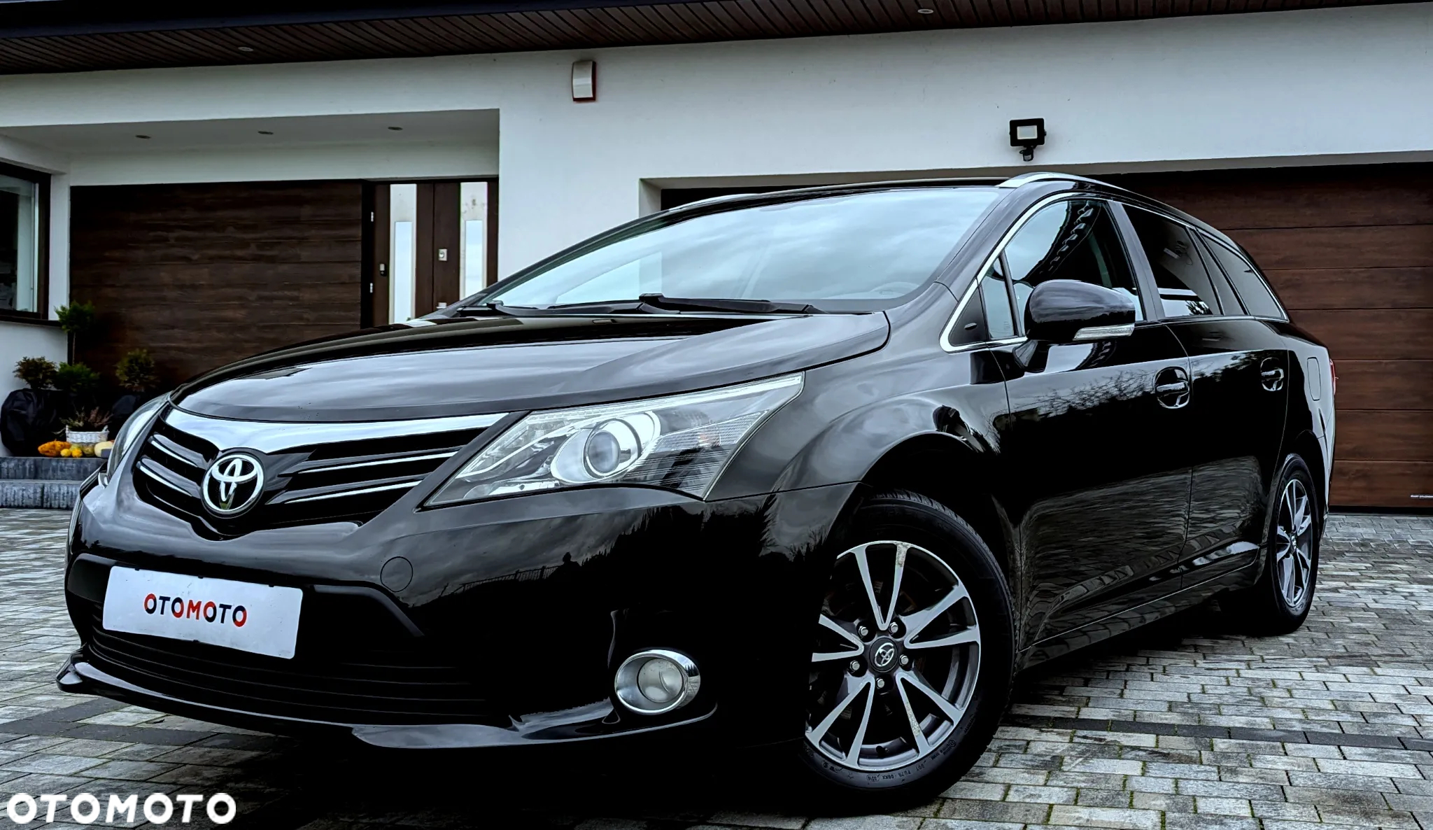 Toyota Avensis 1.8 Business Edition - 20