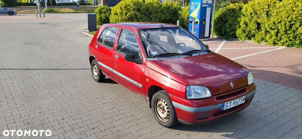 Renault Clio 1.2 RN - 1