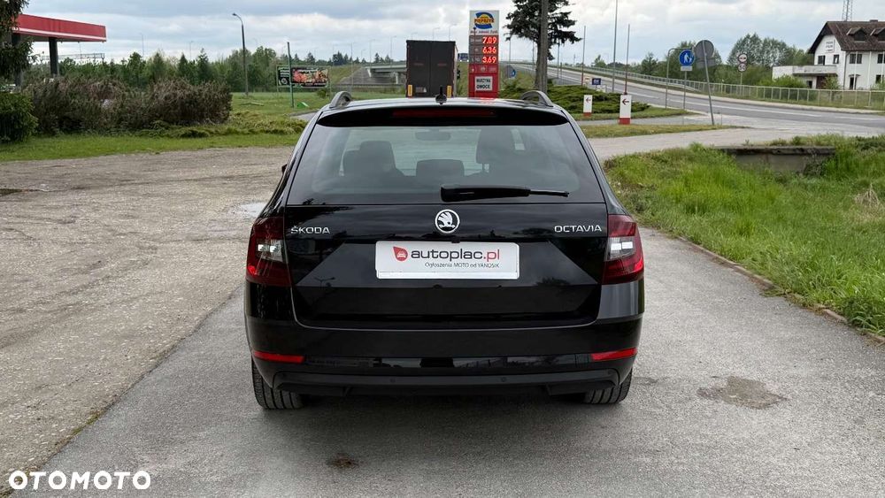 Skoda Octavia - 19