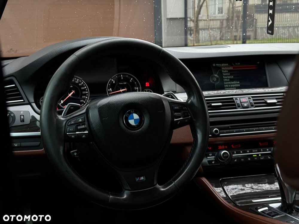 BMW Seria 5 - 34