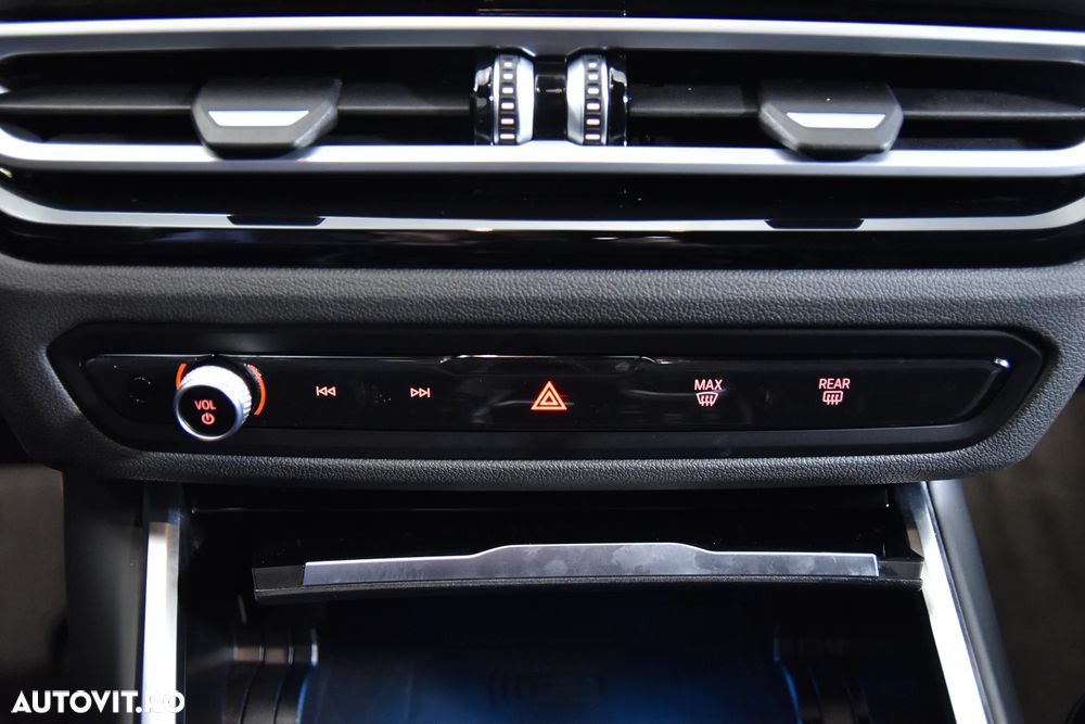 BMW Seria 3 320i xDrive AT - 19