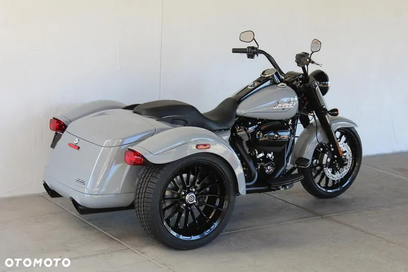 Harley-Davidson Trike Freewheeler - 6