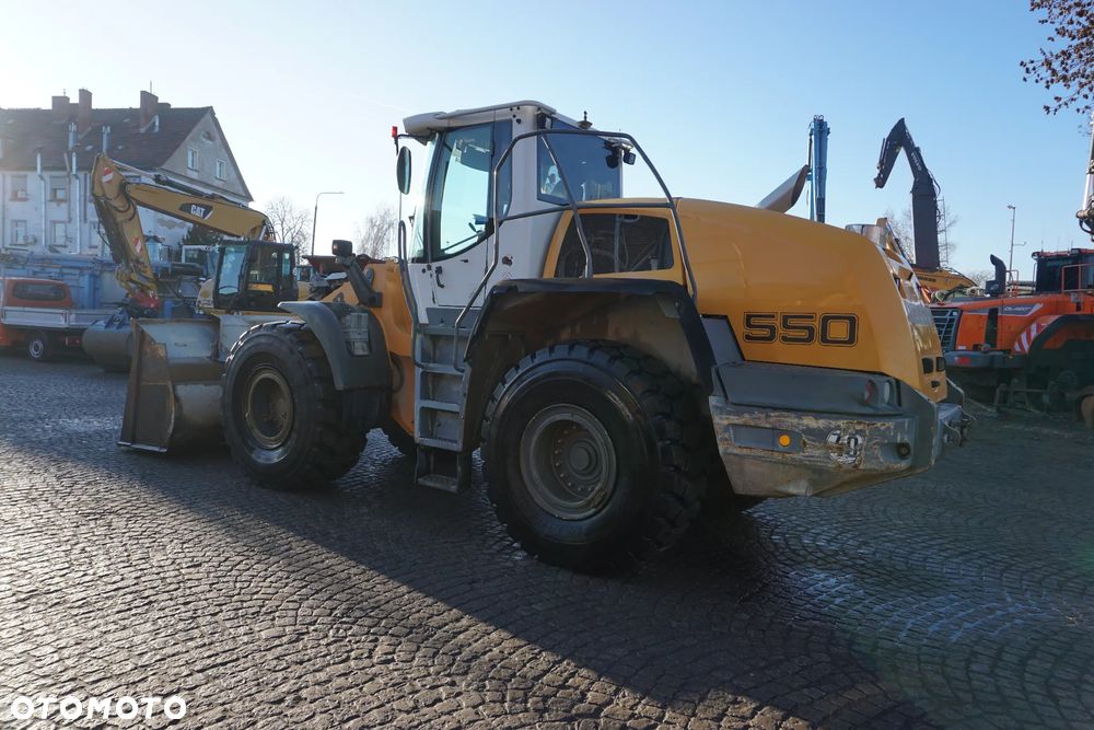 Liebherr L 550 - 4