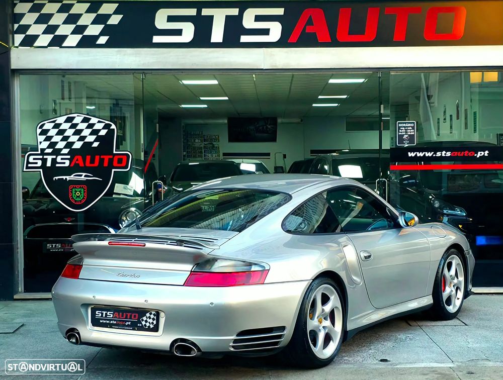 Porsche 911 (996) Turbo - 4