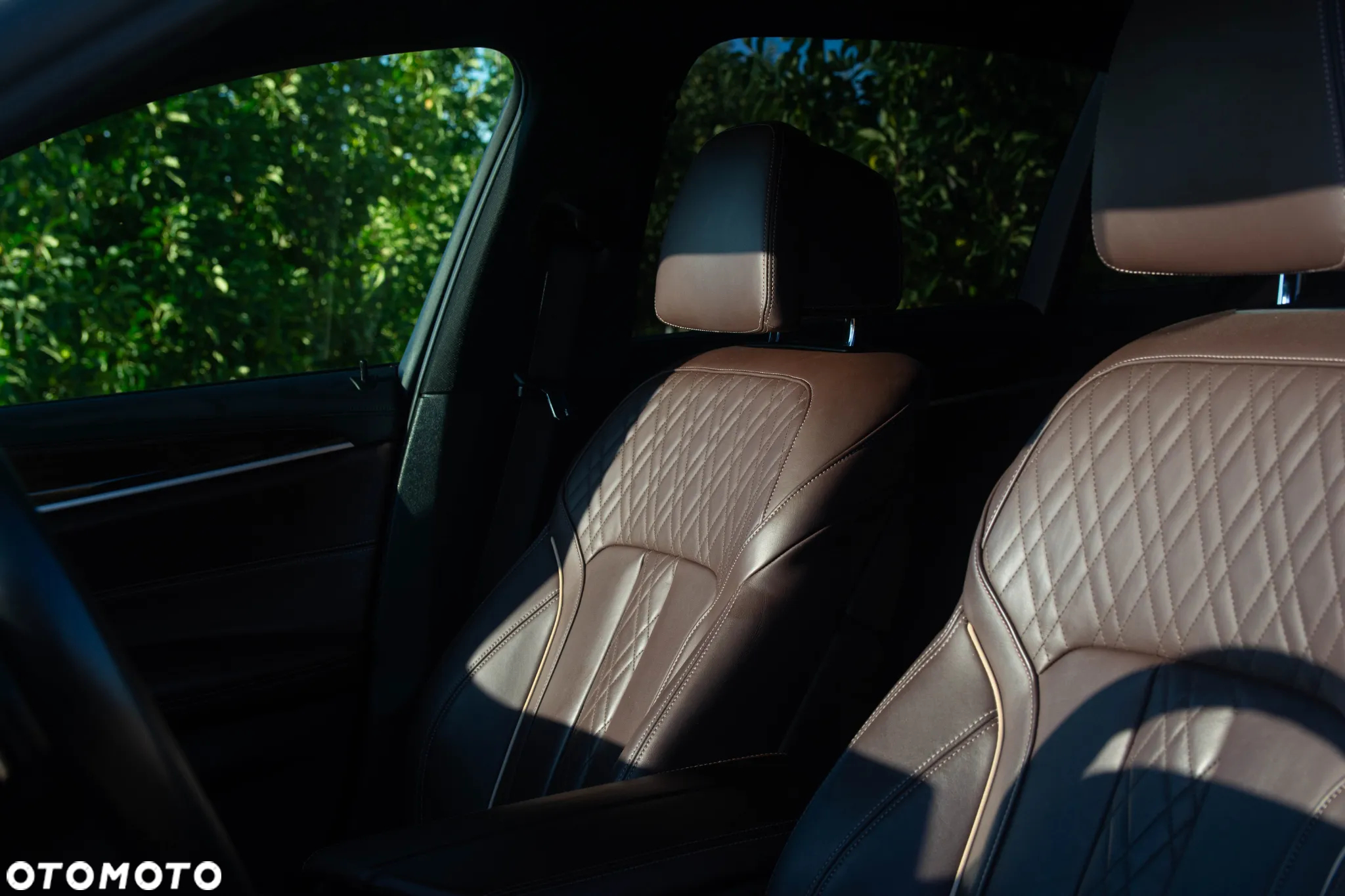 BMW Seria 5 M550i xDrive - 18