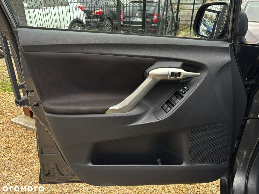 Toyota Verso 1.8 Premium 7os - 11