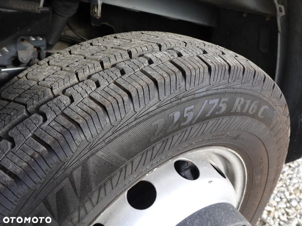 Iveco 70C17 - 32
