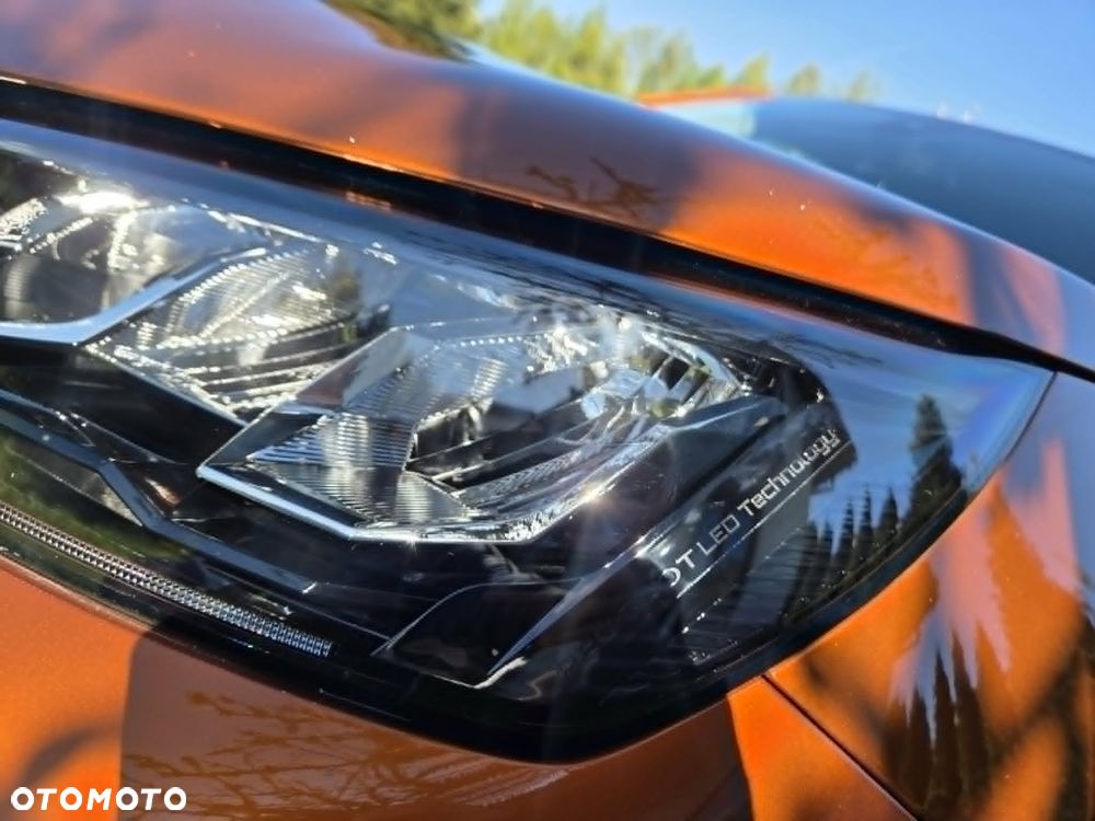 Peugeot 2008 PureTech 130 Stop&Start EAT6 Signature - 5