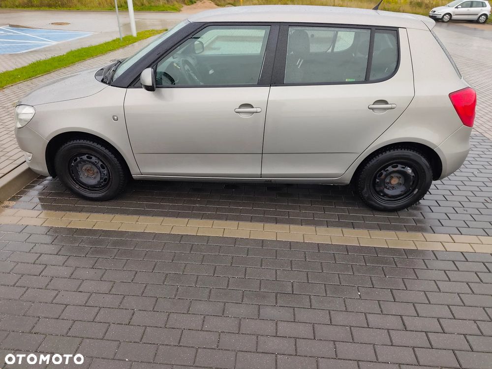 Skoda Fabia 1.4 16V Ambition Plus - 9