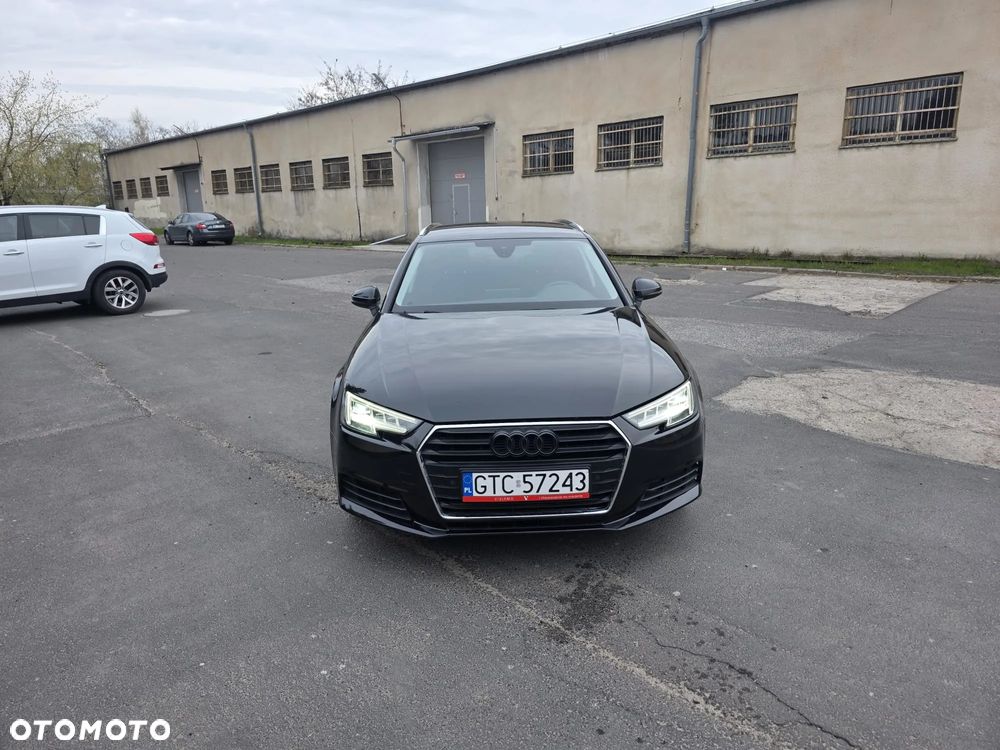 Audi A4 Avant 2.0 TDI DPF Ambiente - 1