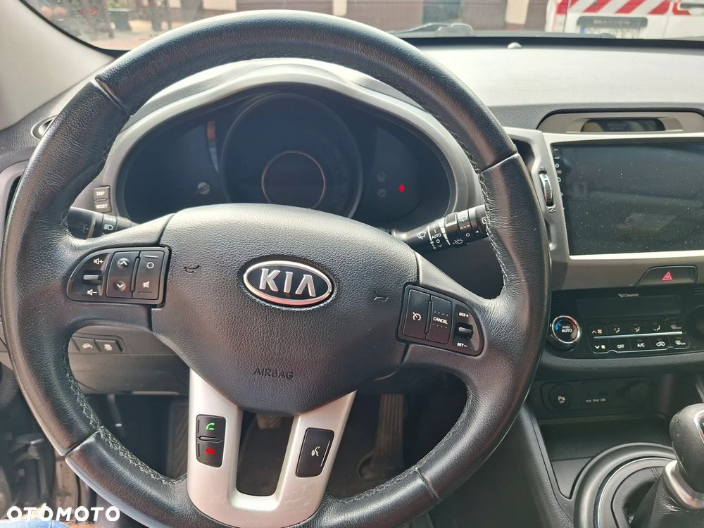 Kia Sportage 2.0 CRDI L - 8