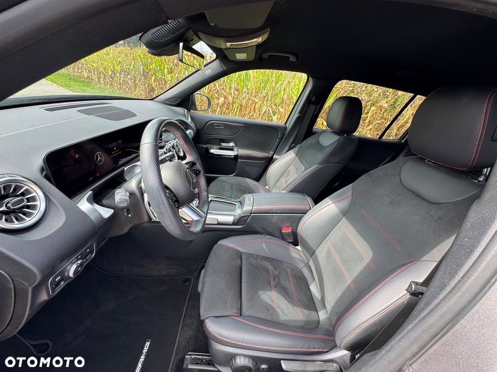 Mercedes-Benz GLB 200 d 4-Matic AMG Line 8G-DCT - 22