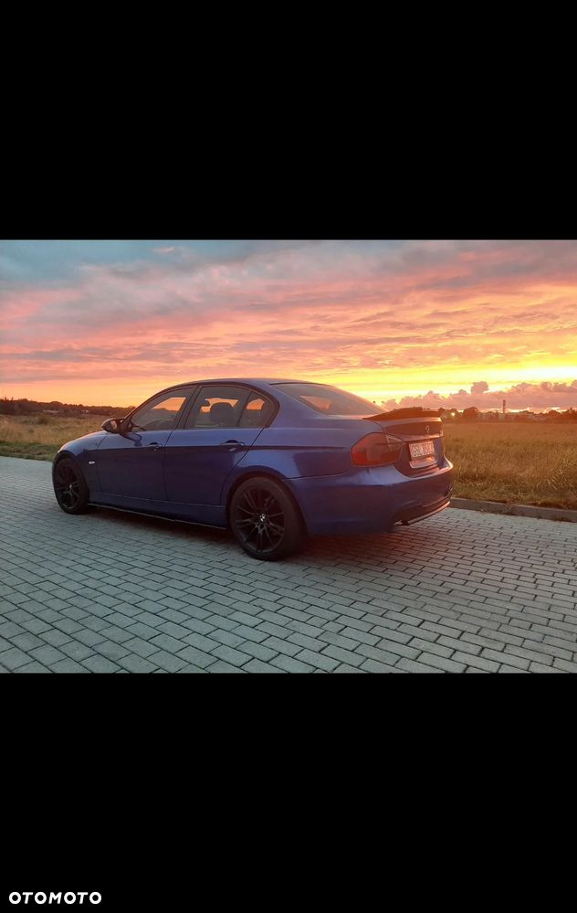 BMW Seria 3 318d - 2