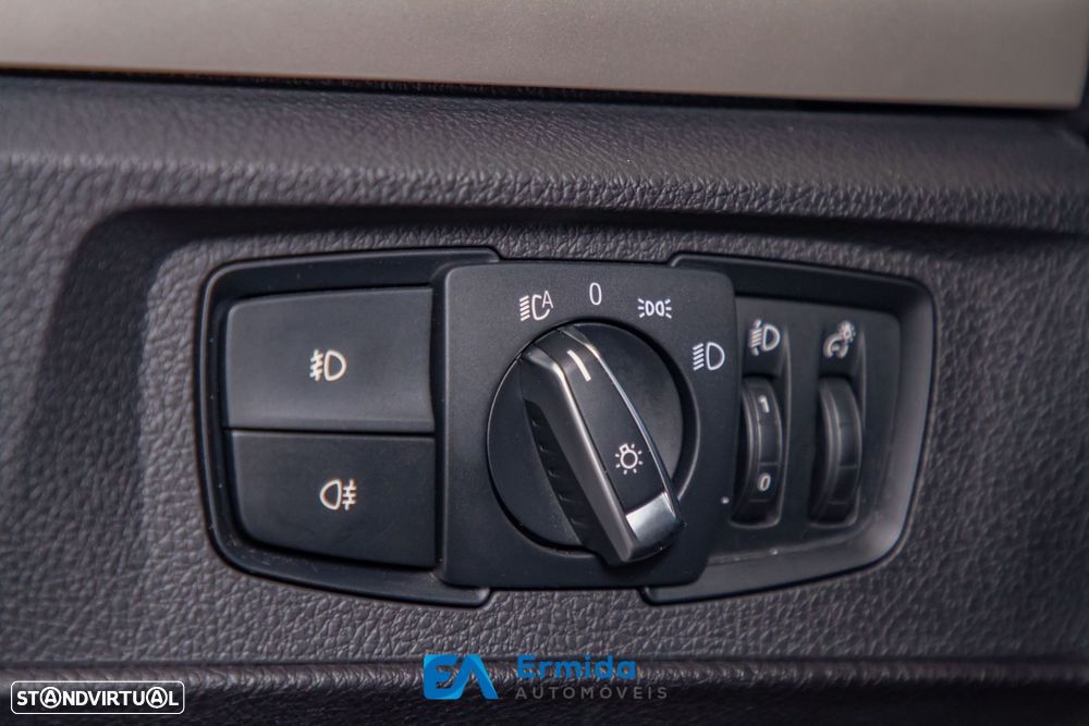 BMW 116 d Auto - 47