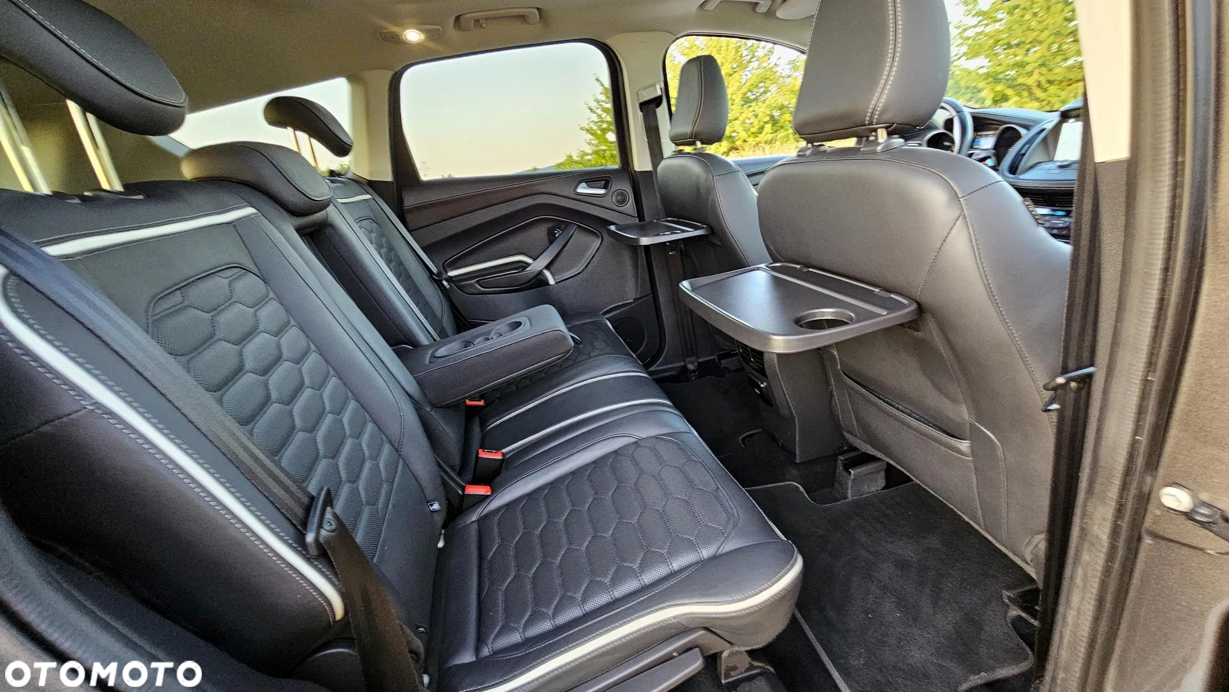 Ford Kuga 2.0 TDCi 4x4 Vignale - 22