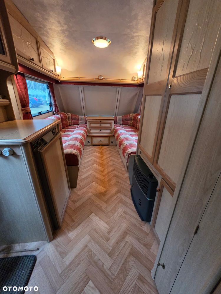 SWIFT Eccles Jade 2/3 osobowa przyczepa kempingowa - 26