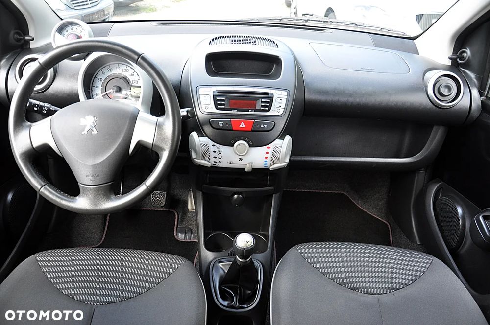 Peugeot 107 (70) 68 envy - 17