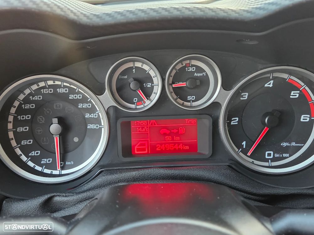 Alfa Romeo MiTo 1.3 JTDM ECO Turismo - 8