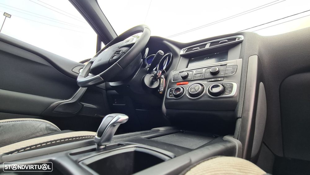 Citroën DS4 1.6 e-HDi So Chic ETG6 - 22