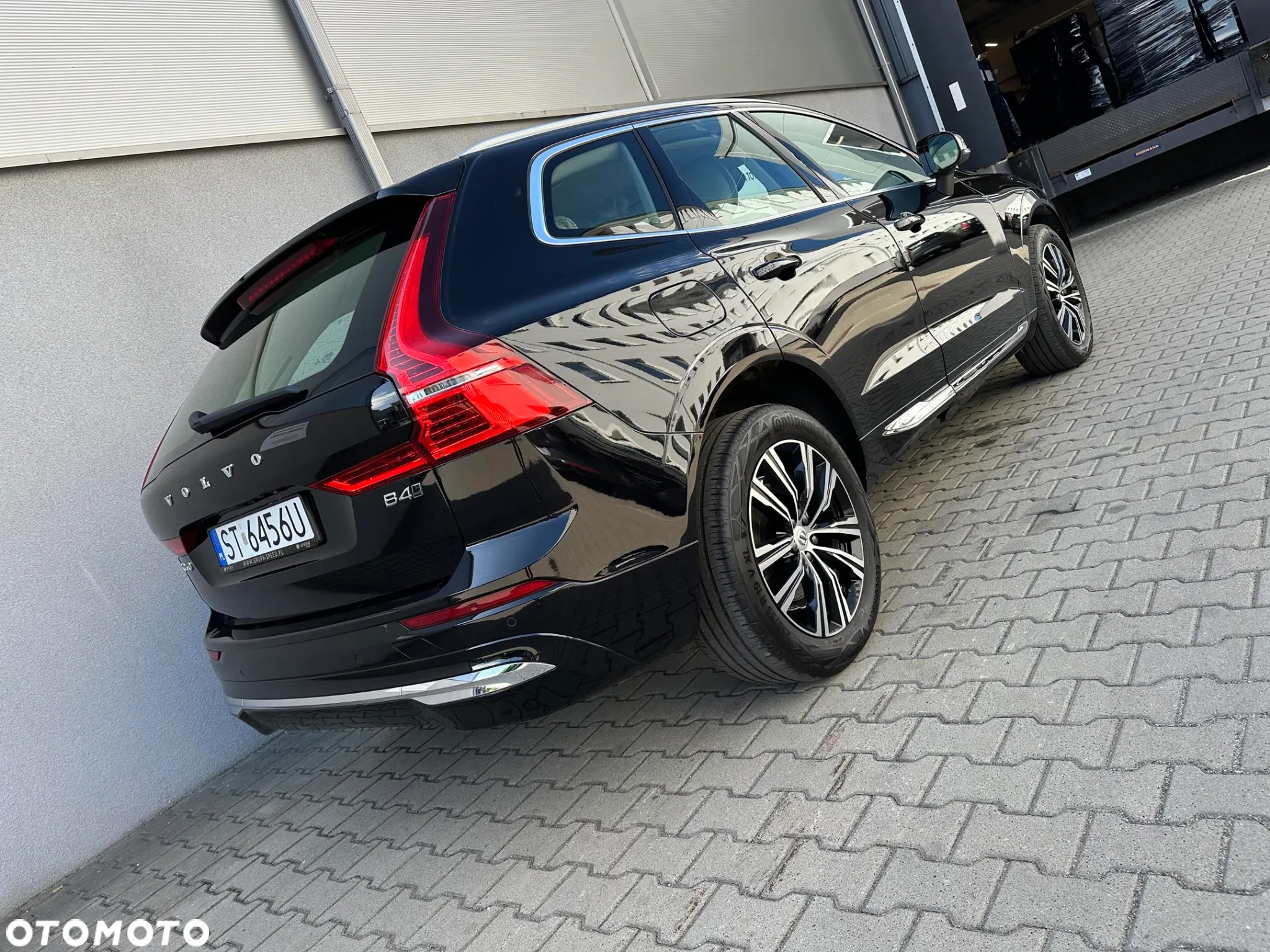 Volvo XC 60 B4 D AWD Inscription - 4