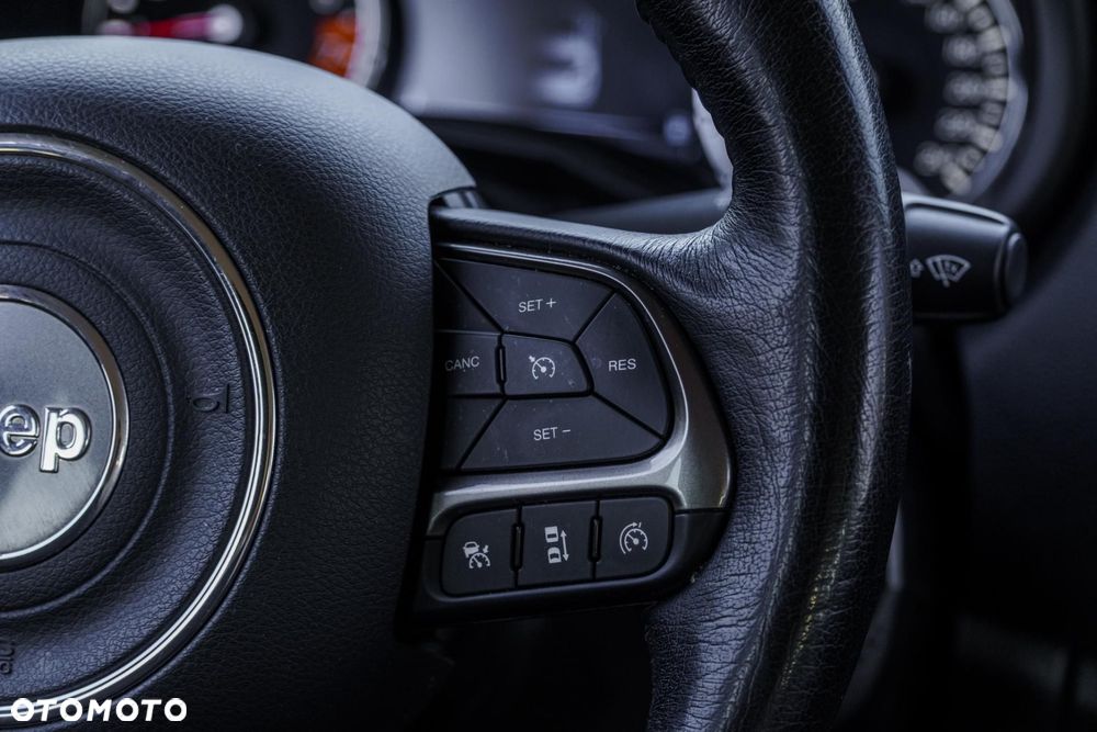 Jeep Renegade - 26