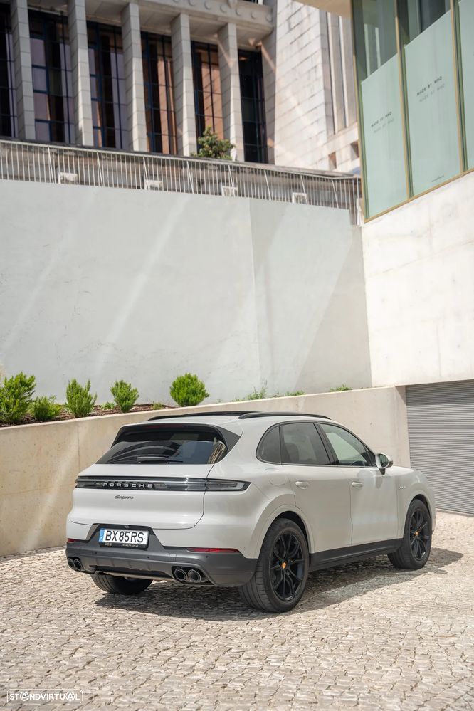 Porsche Cayenne E-Hybrid - 6