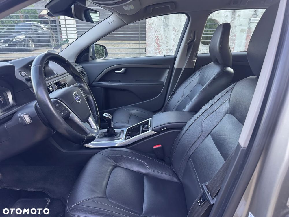 Volvo V70 D4 Drive-E Momentum - 13