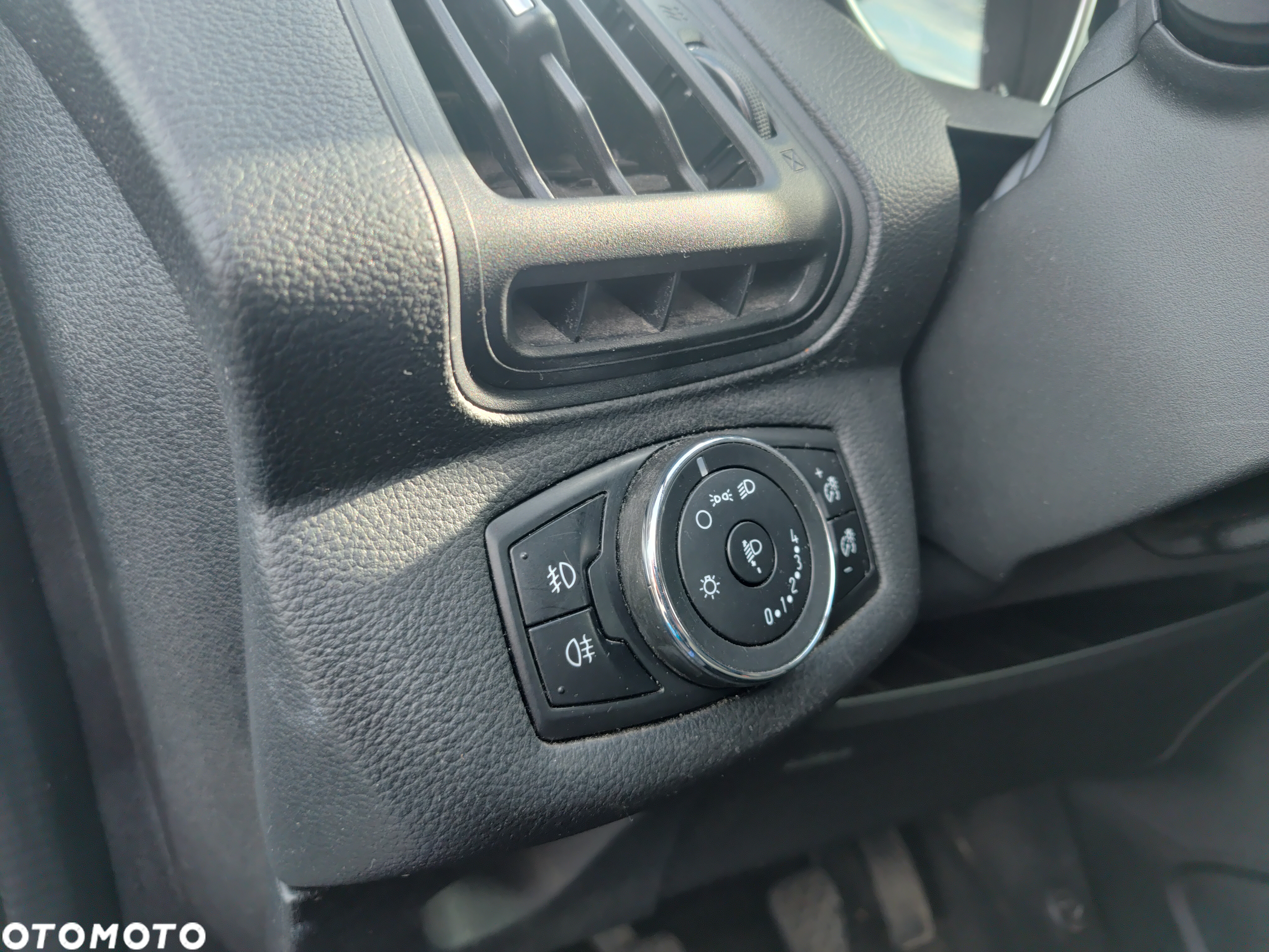 Ford B-MAX - 16