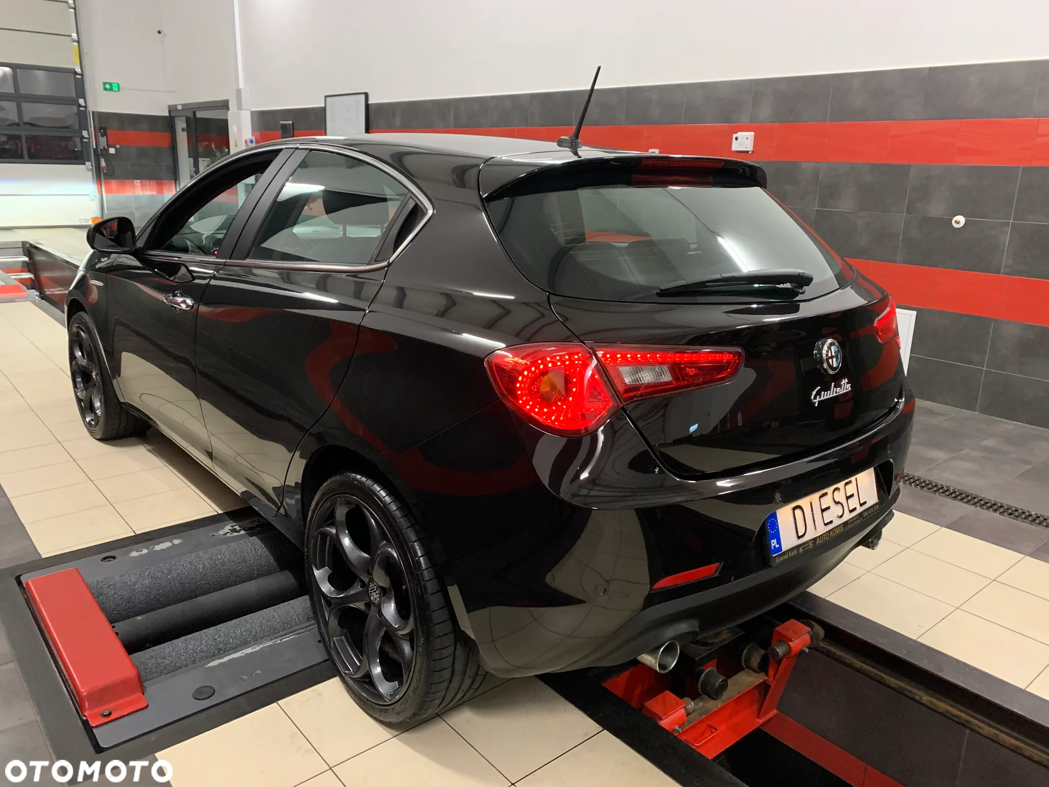 Alfa Romeo Giulietta 2.0 JTDM Exclusive - 6