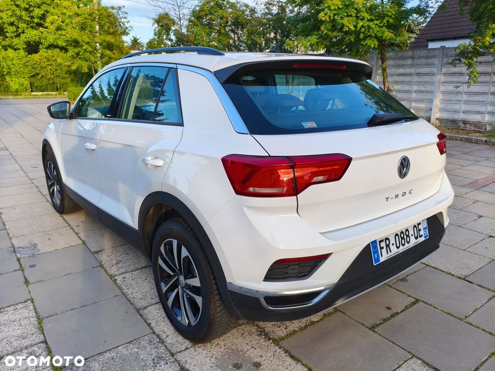 Volkswagen T-Roc - 4