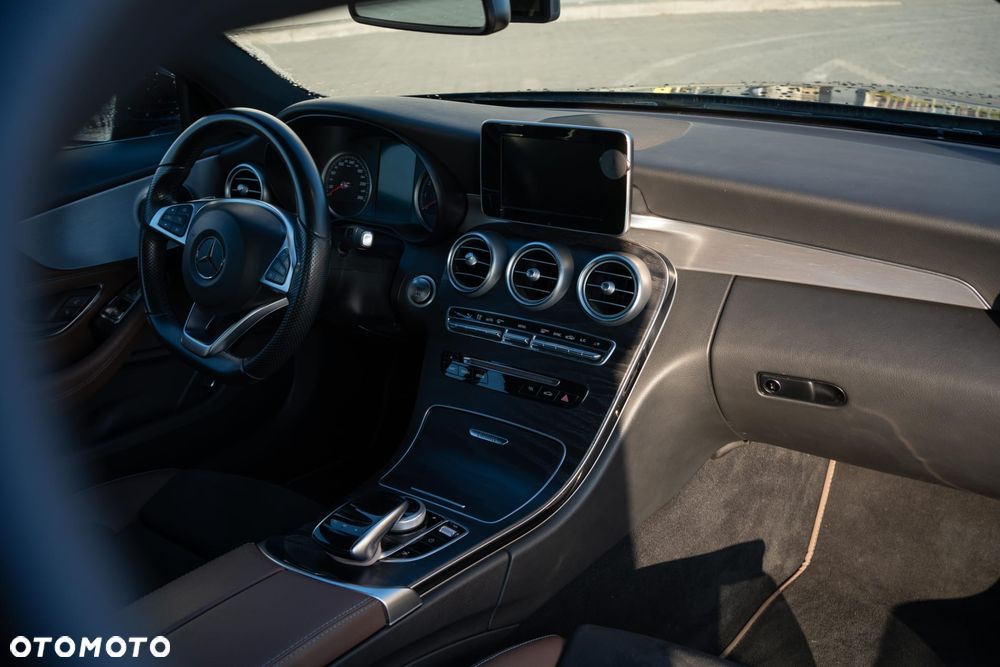 Mercedes-Benz Klasa C 200 7G-TRONIC Edition 1 - 29