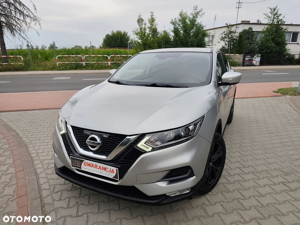 Nissan Qashqai 1.6 dCi DPF tekna - 1