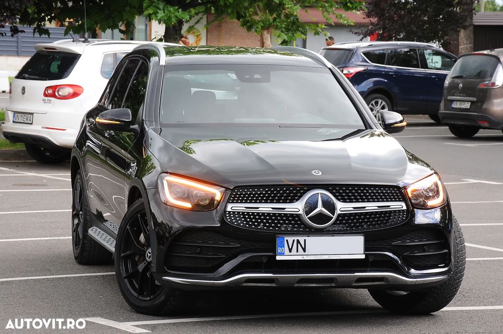 Mercedes-Benz GLC 220 d 4MATIC 9G-TRONIC AMG Line Plus - 11