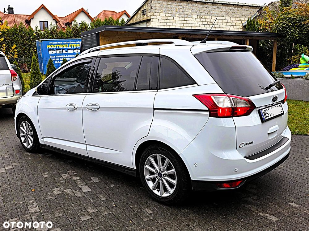 Ford Grand C-MAX - 27