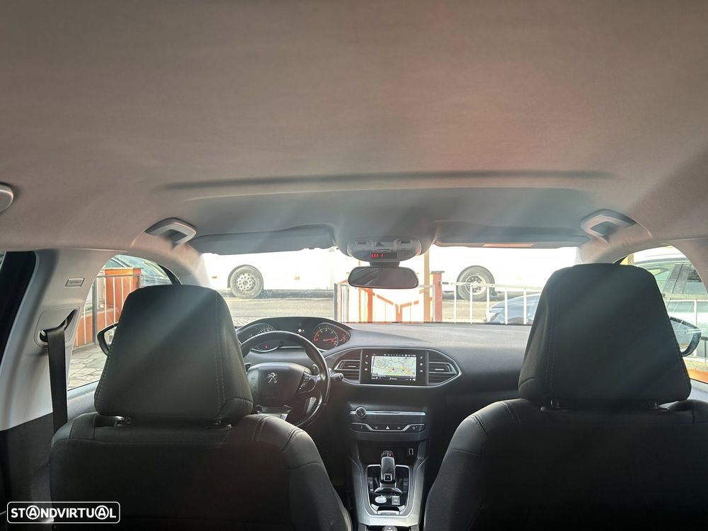 Peugeot 308 1.5 BlueHDi Allure Pack EAT8 - 36