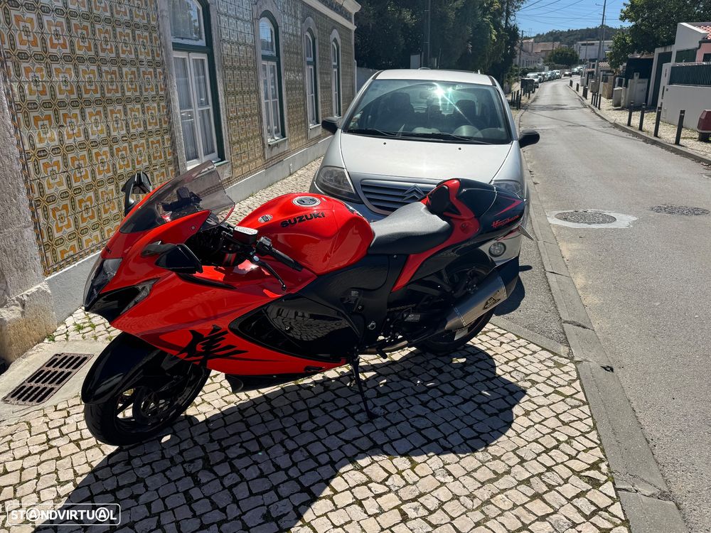 Suzuki Hayabusa 25 anos - 8