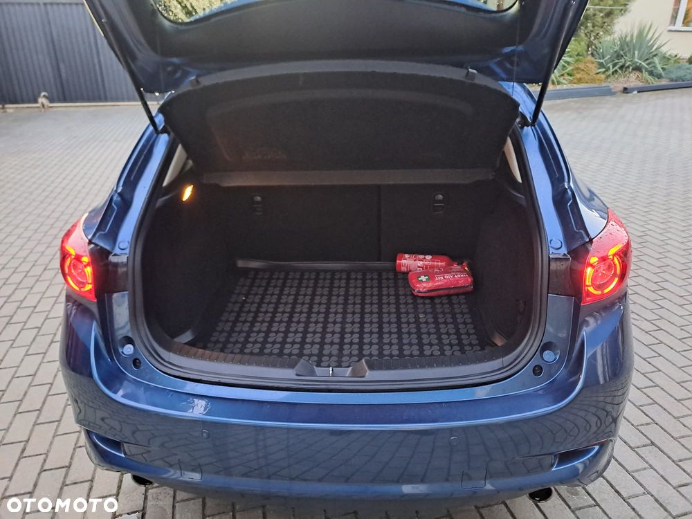 Mazda 3 - 17